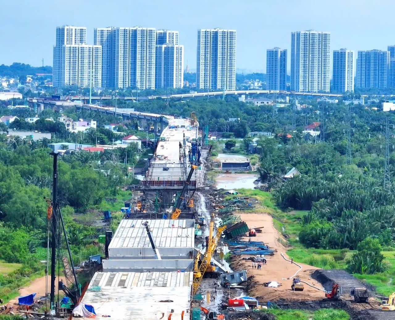 Hạ tầng vành đai 3 sắp hoàn thiện
